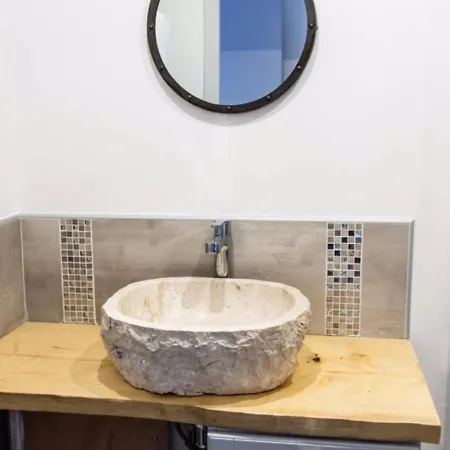 Magnifique T2 A Avec Balcon, Wifi Et Animaux Bienvenus - Fr-1-503-143 Apartment